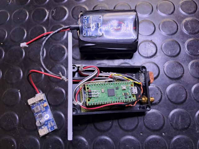 Pico board with Waveshare LoRa module